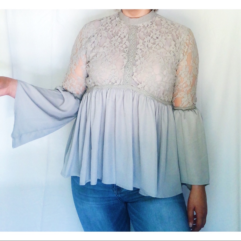 Flowy Bellsleeve Blouse by Rossmore